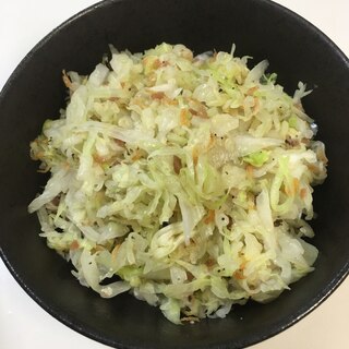 キャベツの旨味麹和え